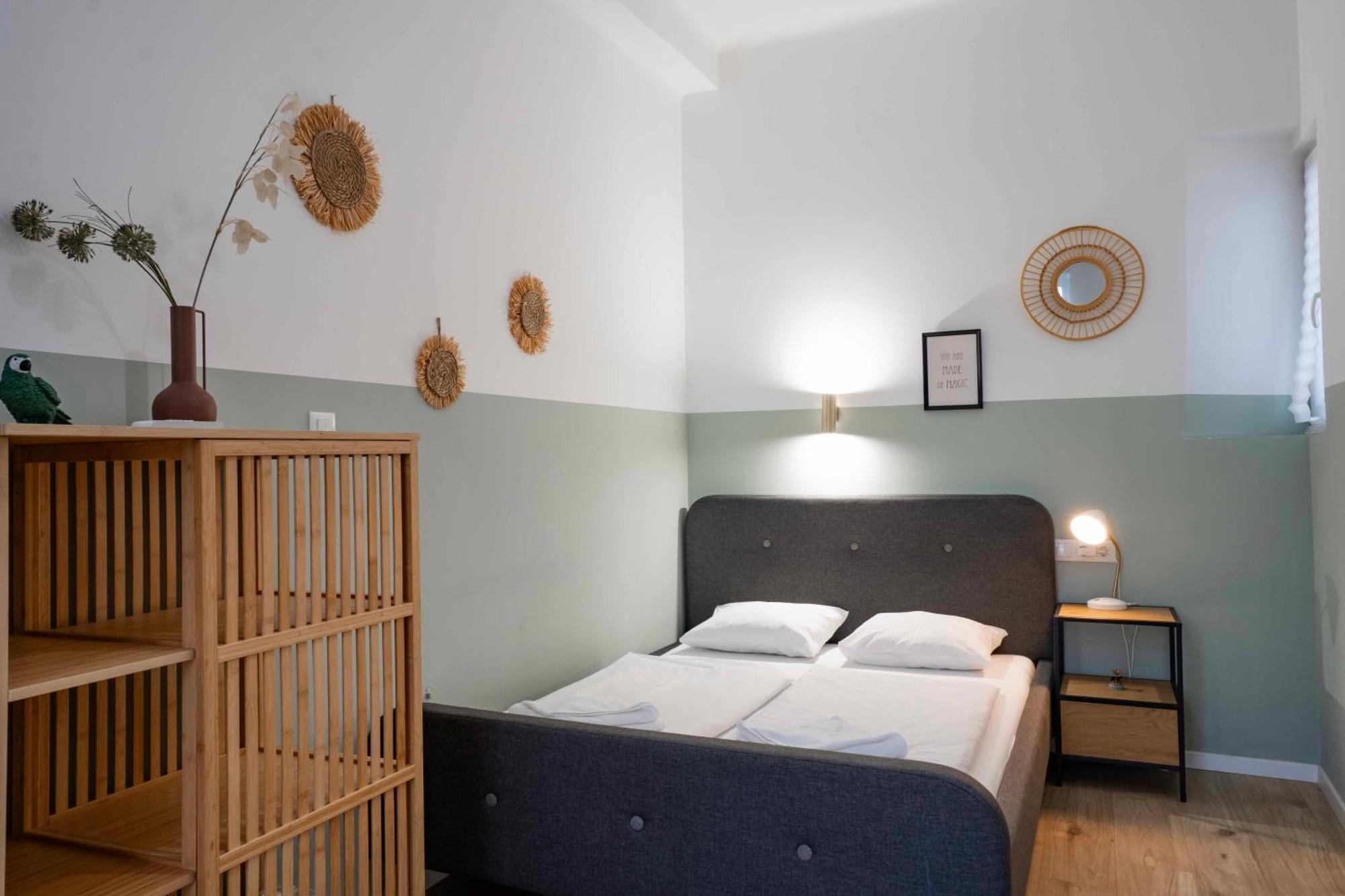 Jade Apartment In Downtown Budapest Dob27 — Photos 3